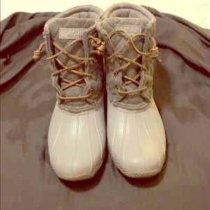 SPERRY SALTWATER RAIN BOOT
